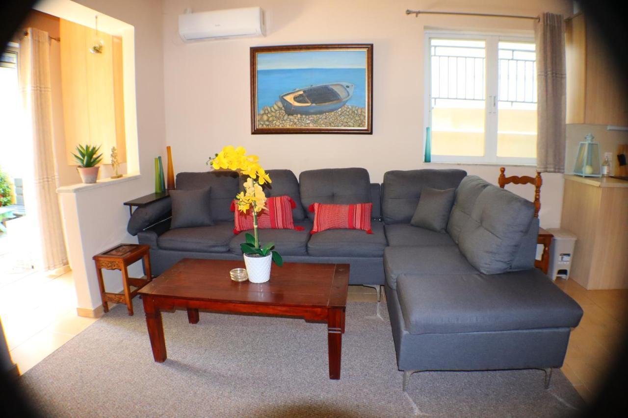 אתונה Filoxenia Apartment מראה חיצוני תמונה